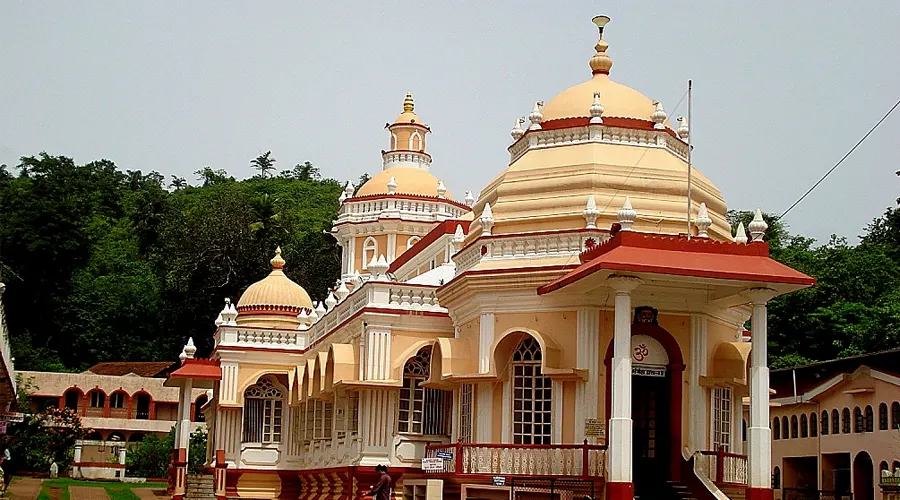Sri Mangeshi Temple, Goa